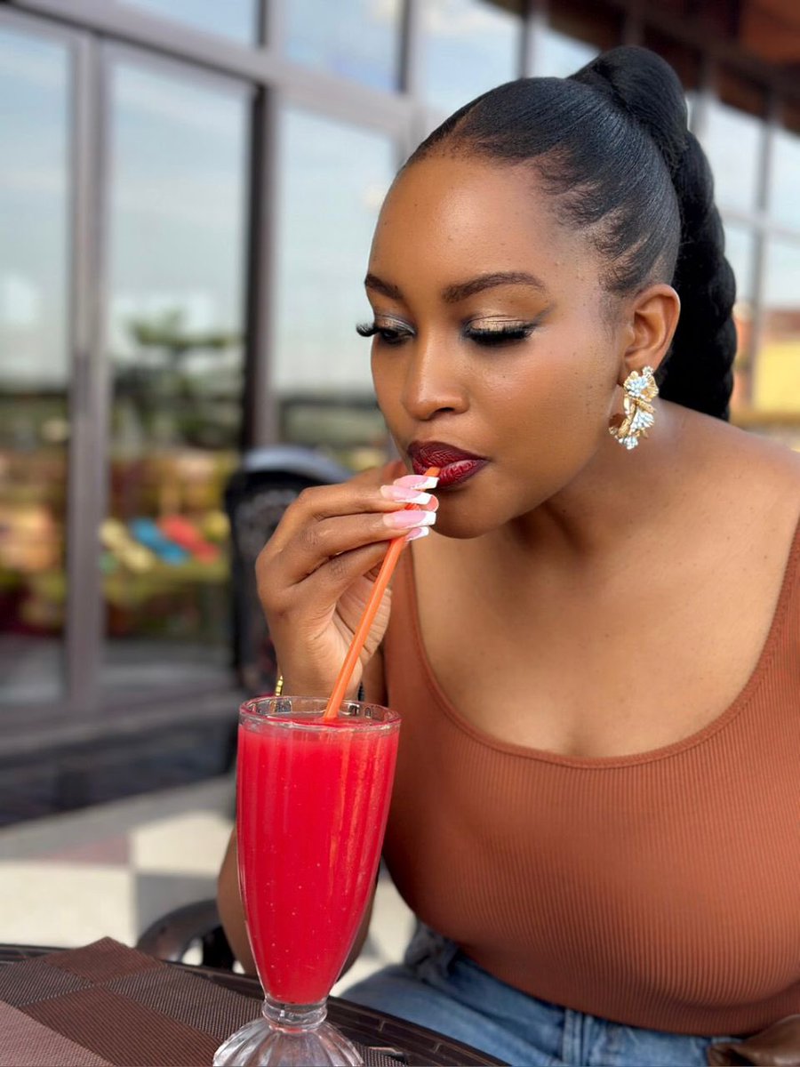 POSHA Owamashaza🇺🇬 tweet media