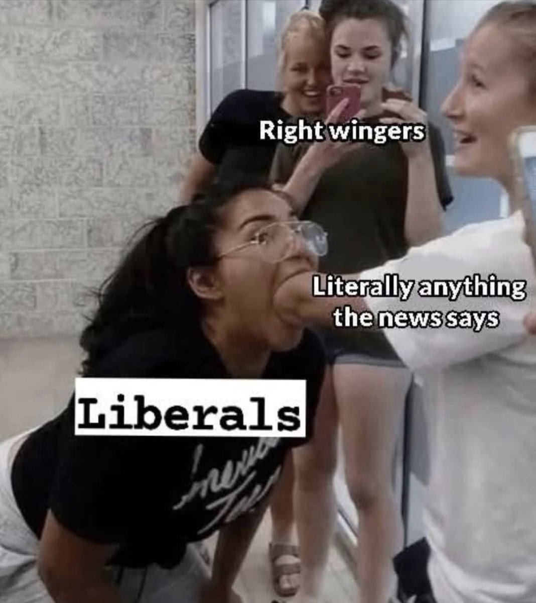 putzisbackbaby's tweet image. 