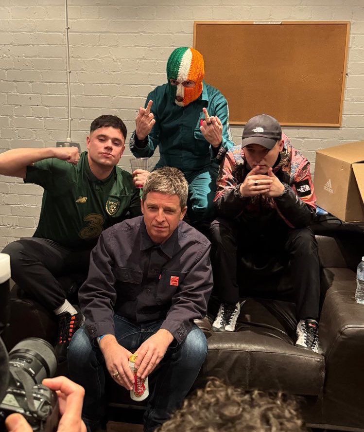 Noel Gallagher x Kneecap 😎