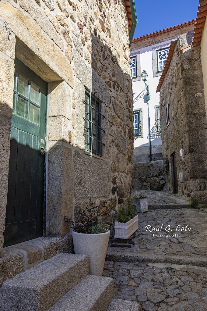 Linhares (Portugal) #LinharesDaBeira #AldeiasHistoricasDePortugal #Portugal #VisitPortugal #SerraDaEstrela #CasteloDeLinhares #PortugalMedieval #AldeiaHistorica #CenterOfPortugal #BeiraInterior #TurismoPortugal #PortugalTravel #HiddenGemsPortugal #MedievalVillage #Historia