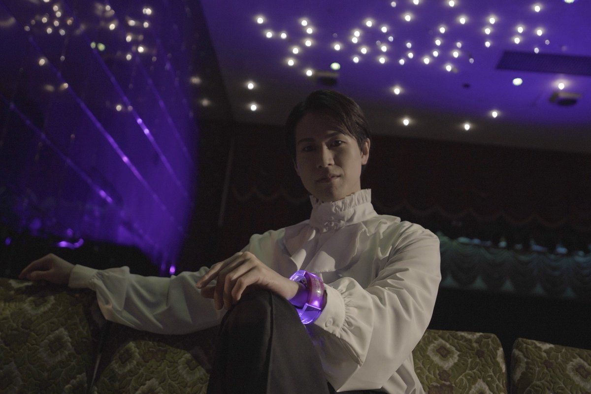 イマーシブシアター『魔法使いの約束』〜腕輪のワルツは幻影と共に〜

全27公演無事に終演いたしました！
西の国のダンスホール《サロン・オルビス》で皆様と過ごした時間を忘れません。

皆様のキラキラの笑顔が眩しかったです。
楽しかったなあ。本当に。

取り急ぎご挨拶まで。