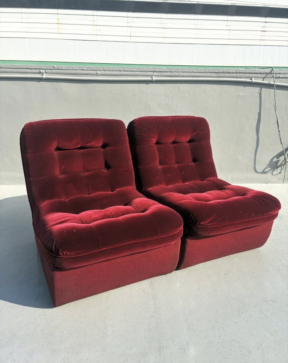 インテリア雑貨屋さんに売ってる GX71すぎるソファ