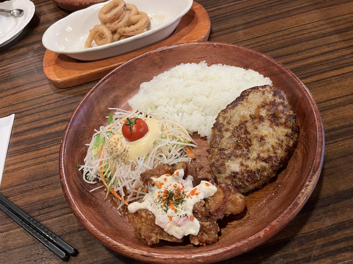 びっくりドンキーのタルタルザンギ＆ハンバーグディッシュ美味い