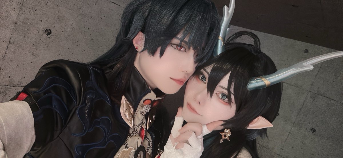 cos.今日はじたおふで遊んできました〜！！なんやかんやで出会って一年経ってようやく撮影一緒に出来ましたの😘😘😘はなちゃんふー様美美美だったし🌙ちゃんもちゃわいくて沢山吸ったしよだれ出た🤤一日中ありがとうね✌︎カメラしてくれた蓮矢さんもありがとーーーう😘🫰🫰