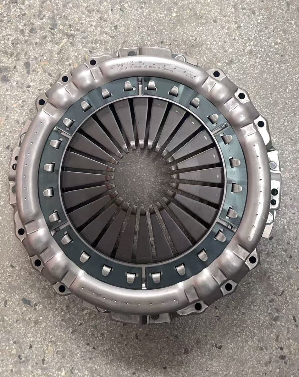 duping29823223's tweet image. 🚛 Volvo &amp;amp; Mack I-Shift AMT Parts
Clutch Cylinder Release Bearing

🔹 OEM NO.: 6482000155 / 21580956 / 23040540 / 22989089
🔹 Compatible with Volvo &amp;amp; Mack I-Shift systems

👉 WhatsApp: +8618868719038

#Volvo #Mack #IShift #AMT #ClutchBearing #TruckParts #HeavyDutyTruck