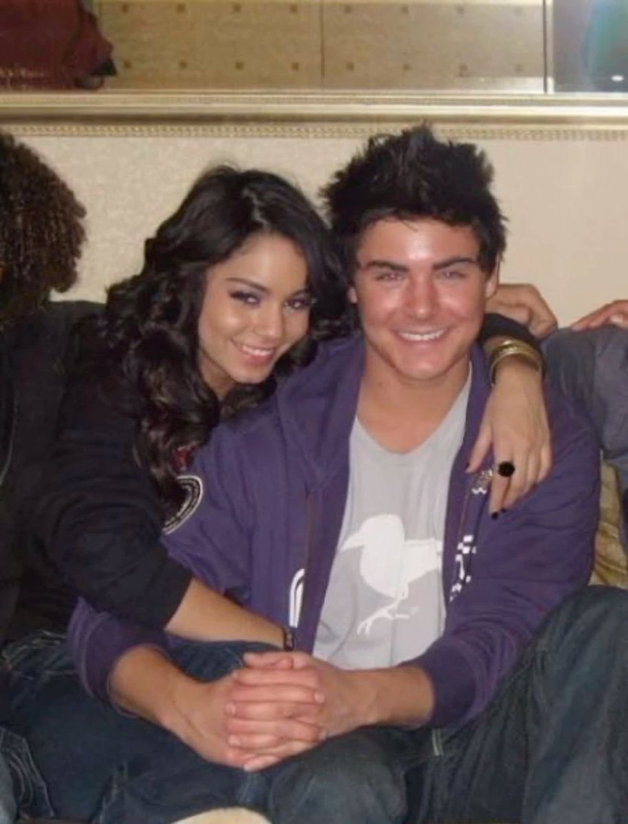 Zanessa Archive tweet media