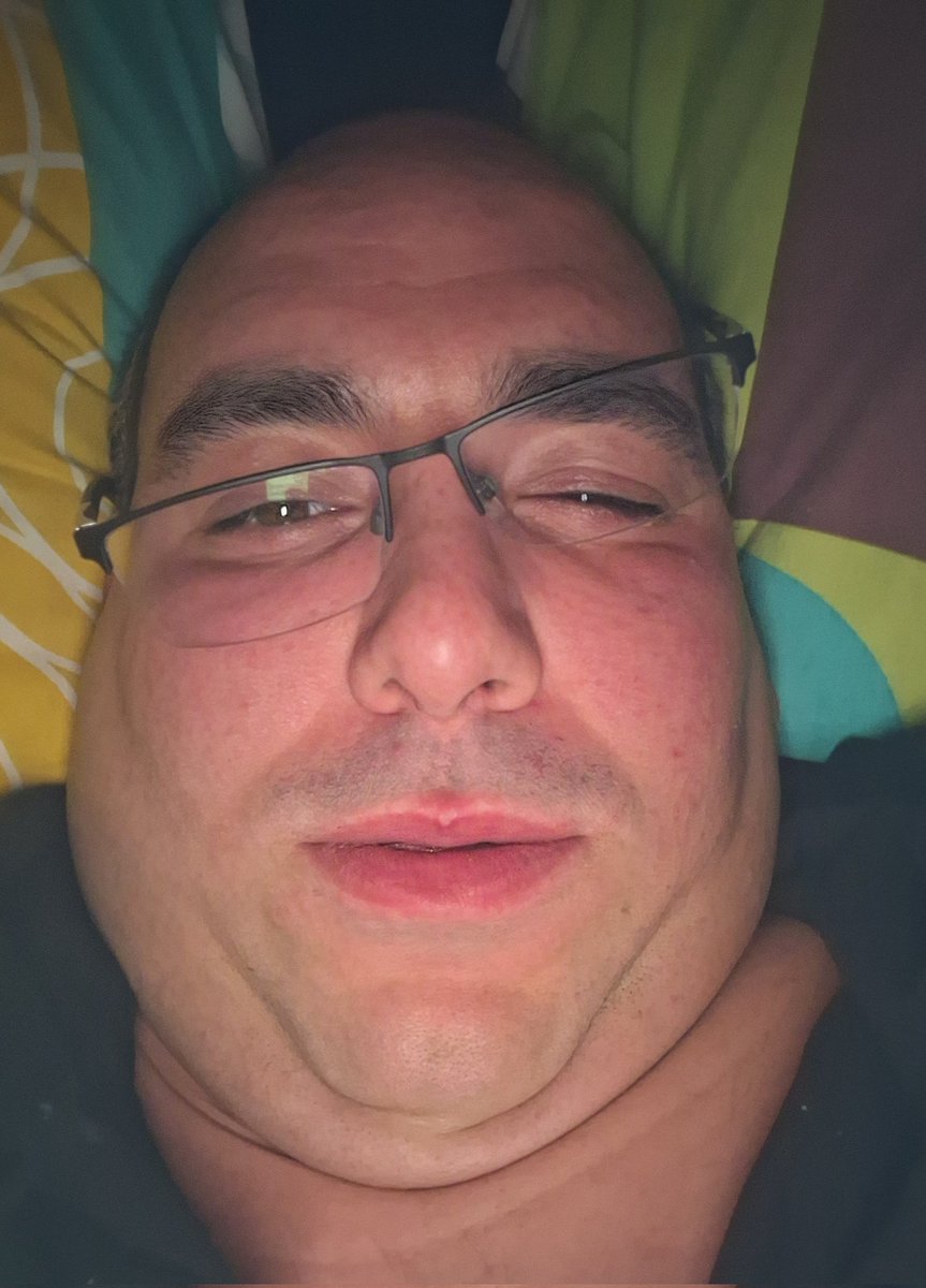 Moneyslave 200 kg Puceau Blanc PD tweet media
