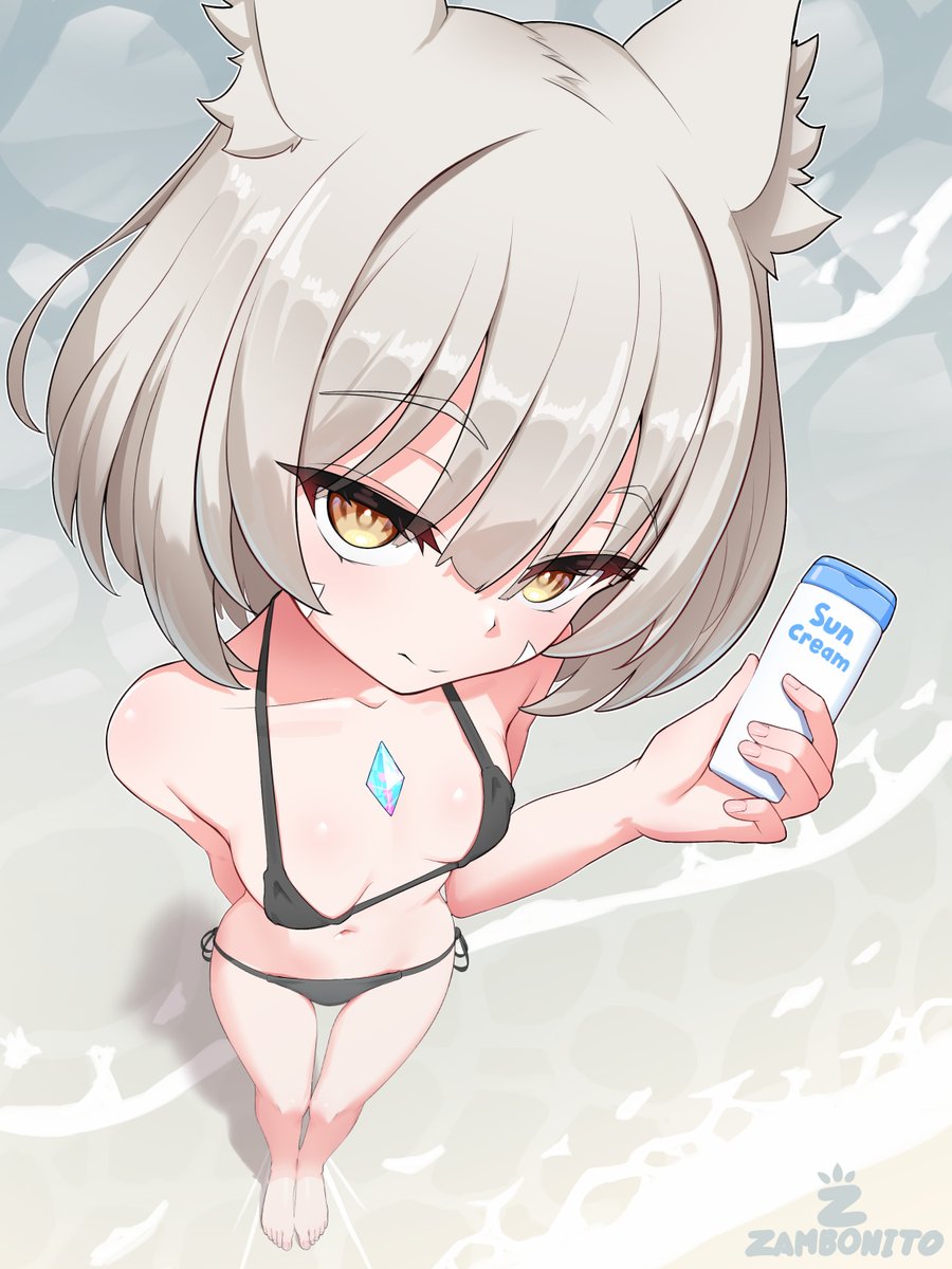 Zambonito1's tweet photo. Nia needs your help with the sunscreen 😩😩😩 https://t.co/khGbbGDtb5