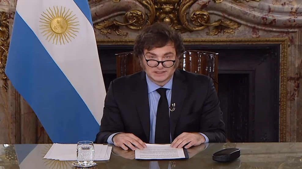 🚨AHORA - MUY URGENTE🚨

EL PRESIDENTE MILEI ACABA DE ANUNCIAR QUE A PARTIR DEL 15 DE FEBRERO HASTA EL 10 DE MARZO

TREMENDO🔥🔥🔥🔥