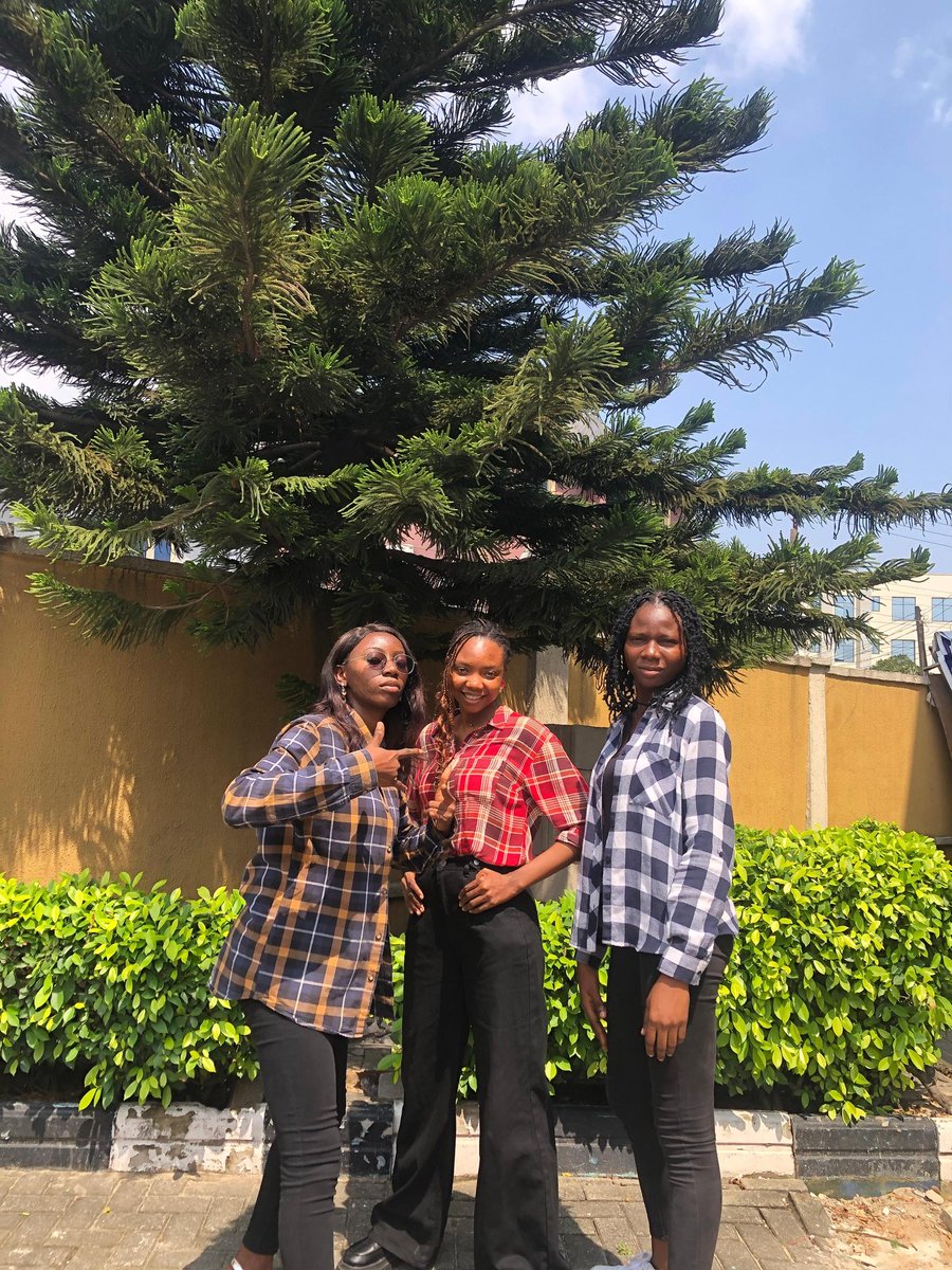 tife_esther's tweet photo. Big church day🎉🎉
A feast in the word and bread😋
Fear may show up, but it doesn’t get the final word.
Faith does. 🙌
@oikiaccyaba😊
#SundayThoughts #FearVsFaith #FaithJourney #RestInGod #ChooseFaith #HopeInHim #myOikia #sundayservice https://t.co/lASxE5ij9A
