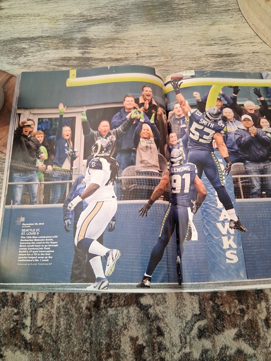 dirtybagpipes's tweet image. Doing some light reading this morning 
#darkside #mob #Seahawks #GoHawks #SuperBowl #NFCChampionship