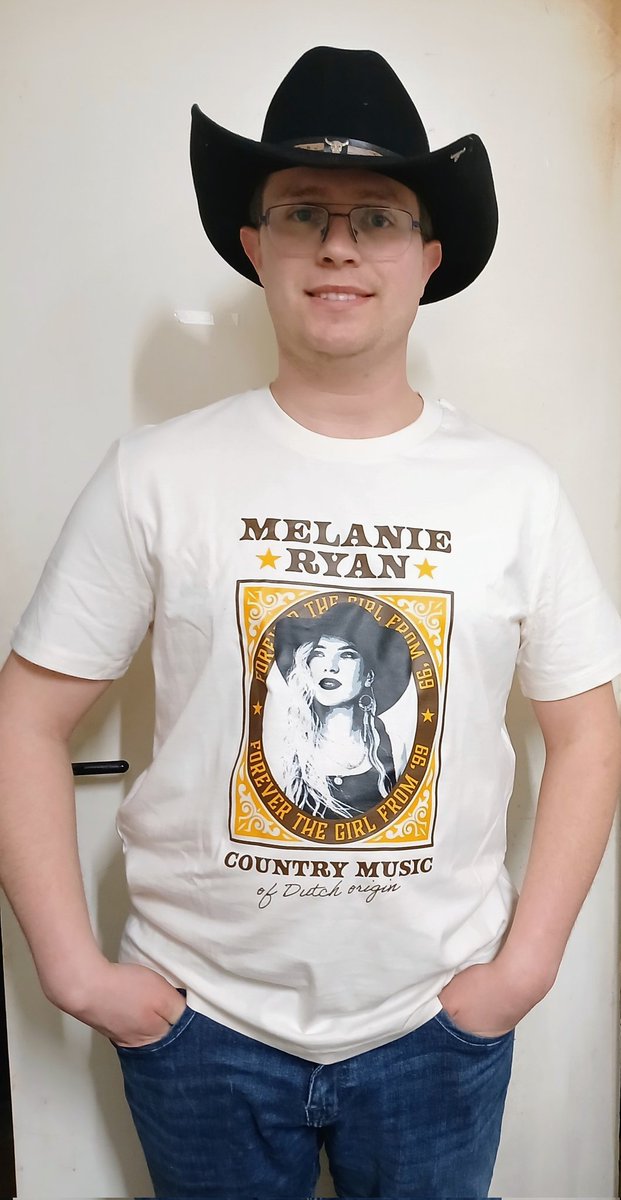 die_rien's tweet image. Country is cool again