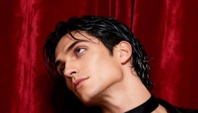 Почему у вас одно лицо?
<a href="/tenebrisabyssi/">Sinner</a>