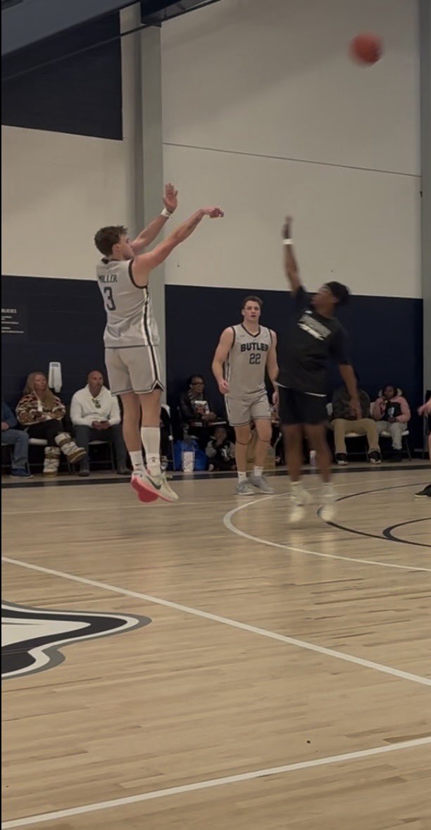 DrewMiller35's tweet photo. Great 2 wins this weekend. I was able to have 22 pts, on 9/14 FG and 3/4 FT, with 6 assists and 10 rebounds in a big game 1 win. Unfortunately I suffered a bad head injury and was held out of the game 2, but my teammates were able to pull through and get the win… Love this team! https://t.co/Rj3hHuAEZo