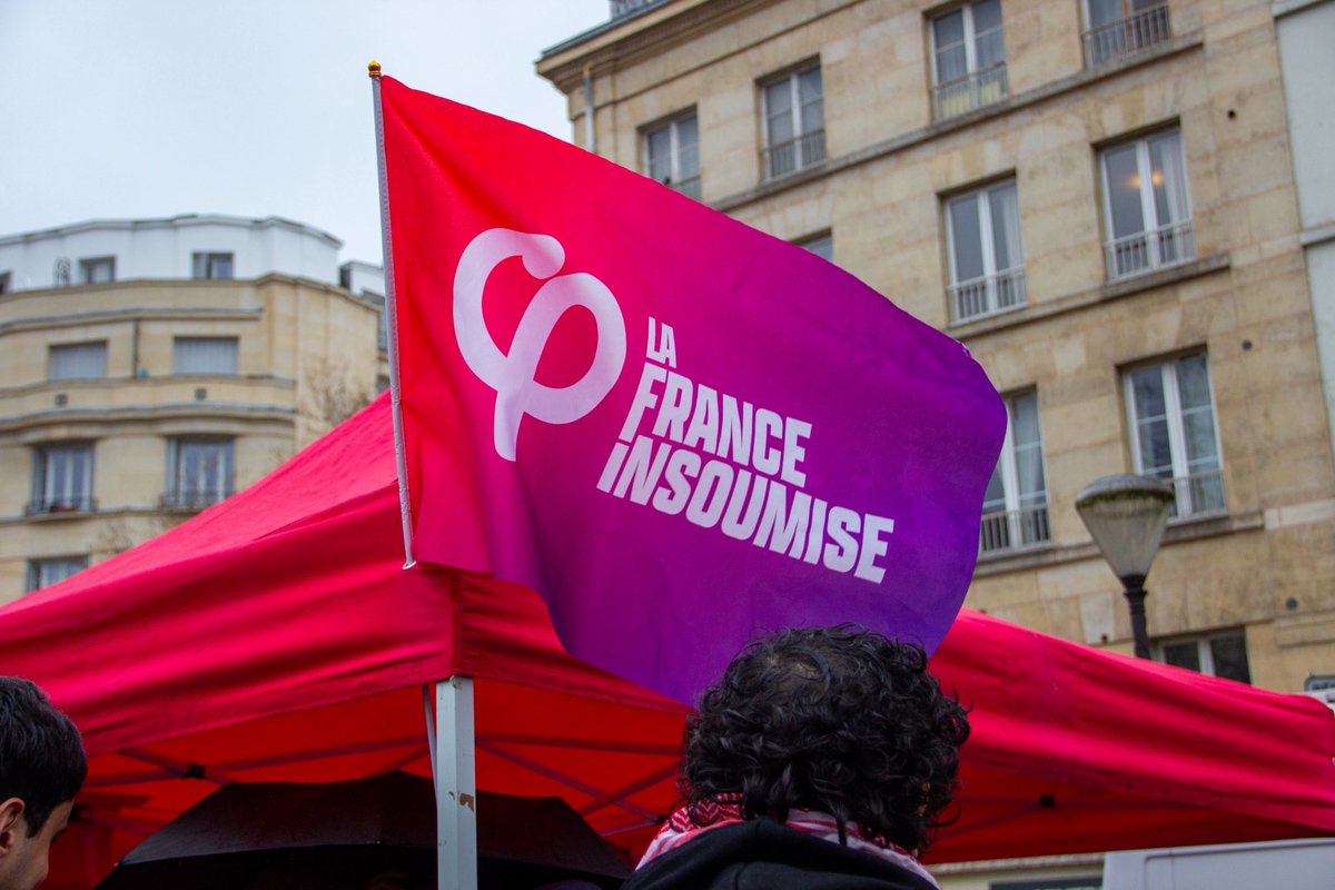 mathis_aubertb's tweet image. Incroyable porte-à-porte aujourd’hui à Belleville ! 

Il y aura du monde pour le meeting de la France insoumise à Paris vendredi prochain !