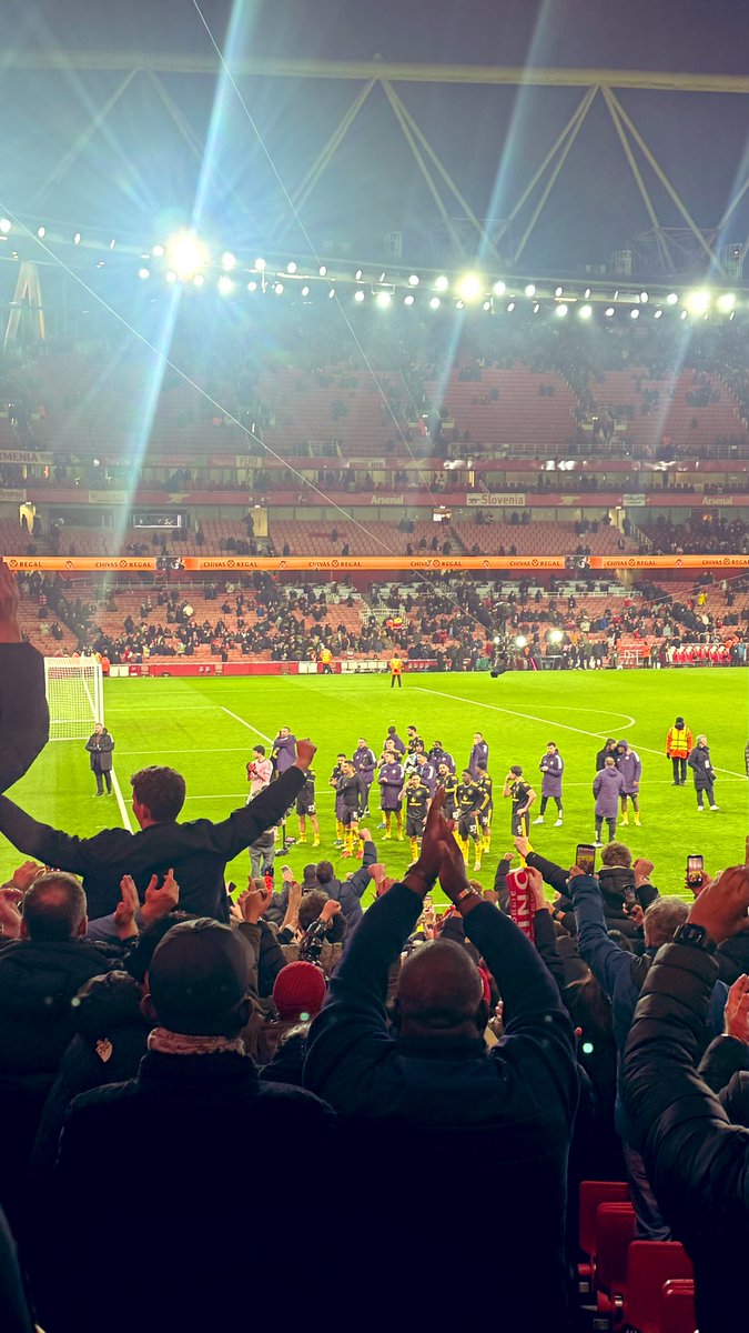 dipsMUFC's tweet image. I FUCKIN LOVE THIS CLUB  hahahahaha GET IN REDS!!!