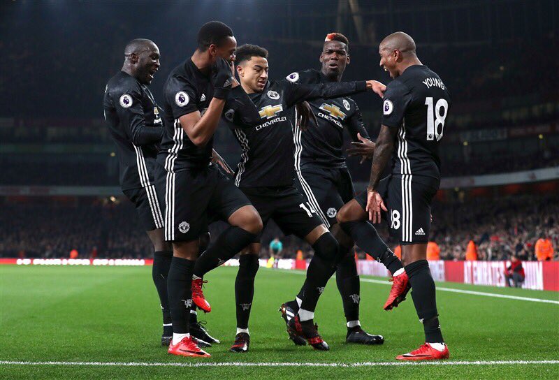 faizgurun's tweet photo. “Milly Rock” 2017
“Rio di Surferio” 2026

United once again bringing the #dancefloor to the Emirates  🪈🏄‍♂️ 

Football Heritage™️ https://t.co/mcCBr65MfC