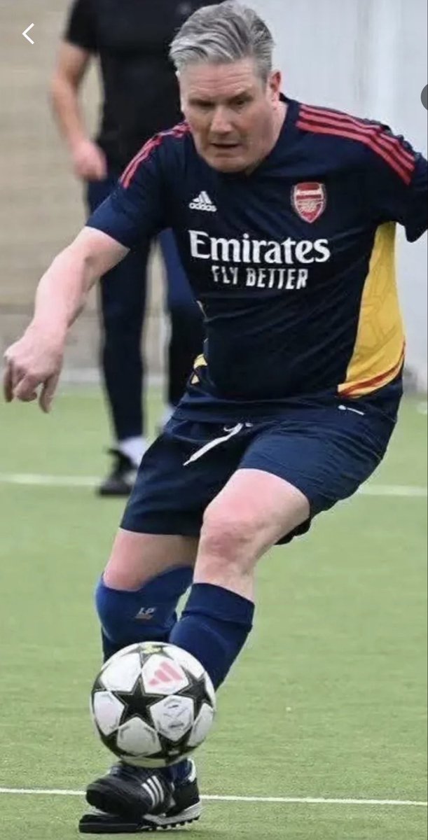 Odegaard settling Martin Keown’s debate in style today #ARSMUN