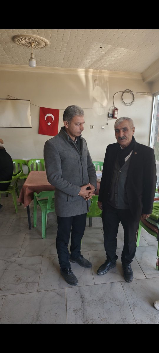 Bu gün Derik Şoförler ve otomobilciler Esnaf oda Başkanı seçimi oyumuz kullandığımız ve Benim de Yönetimde Bulunduğum Tekrar  Güven tazeleyen  Mehmet Selim çelik Başkana hayırlı olsun kendisine ve yönetimin başarılı dilerim.<a href="/devapartisi/">DEVA Partisi</a> <a href="/alibabacan/">Ali Babacan</a> <a href="/avidrissahin/">Av. İdris Şahin</a> <a href="/hasankaraltr/">Hasan Karal</a>