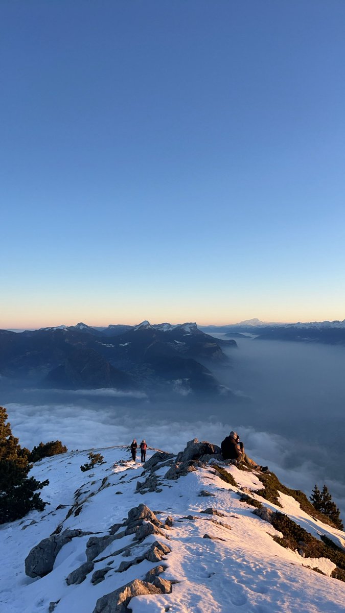 _meknessi_'s tweet image. sortez de chez vous 🏔️🏔️