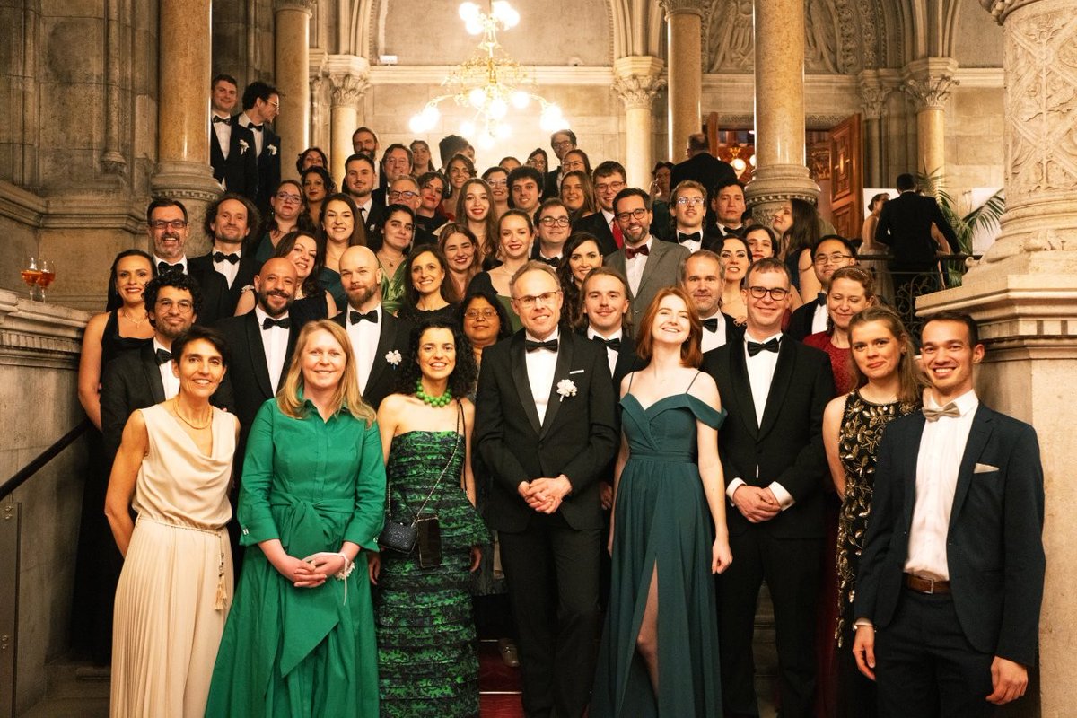 CeMM_News's tweet photo. CeMM was well represented at the 11th Vienna Ball of Sciences with its current members, and many former CeMMies. We had fun, we danced, we laughed, we met people we had missed, we made new contacts. Thank you again, Oliver Lehmann! #SciBall26 Pictures at https://t.co/kz6ykfJkNN https://t.co/X78xByq3f9