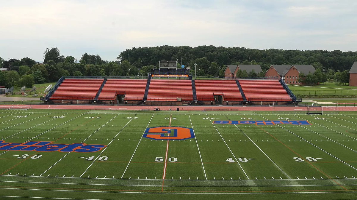 Coach_MikeGreen's tweet image. GREAT weekend of visits in Gettysburg! Excited about the guys who are ready to grow! 

Word is out: “It’s a GREAT day to be a Bullet!
@GburgFB #BeGreat #GoBullets