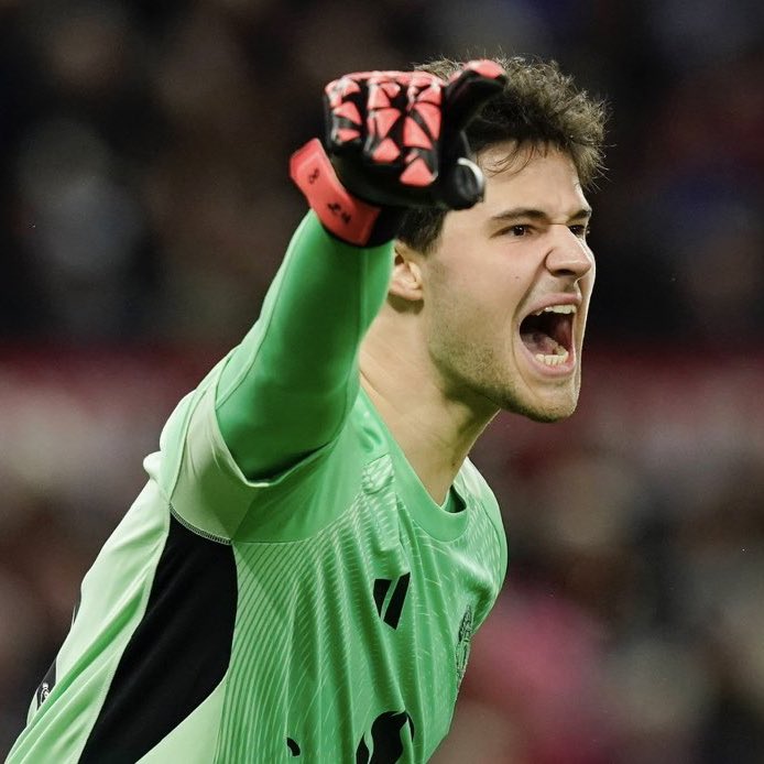 centredevils's tweet image. 🚨🚨| BREAKING: Senne Lammens wins the Player of the Match vs Arsenal. 🎖️🔥