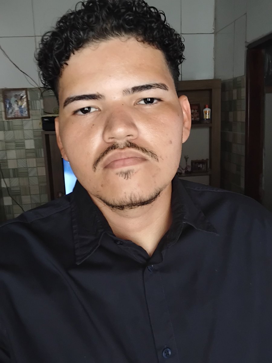 Lucas911 tweet media