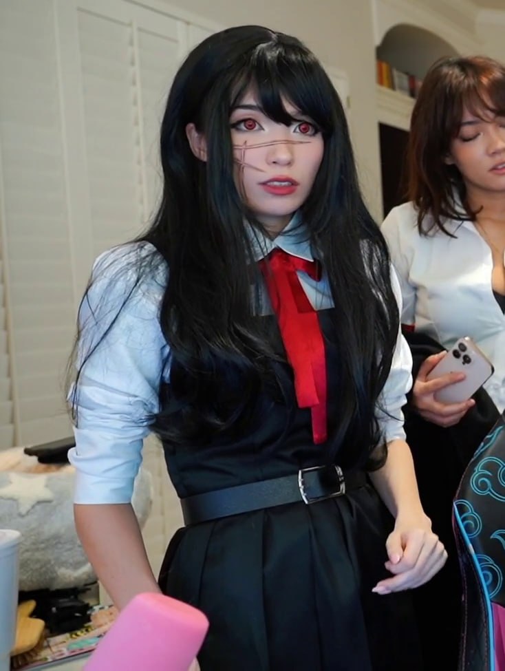 Soft_Frame's tweet image. Tell me why she's getting hate on CSM Reddit because she pronounced the character's name wrong 😭