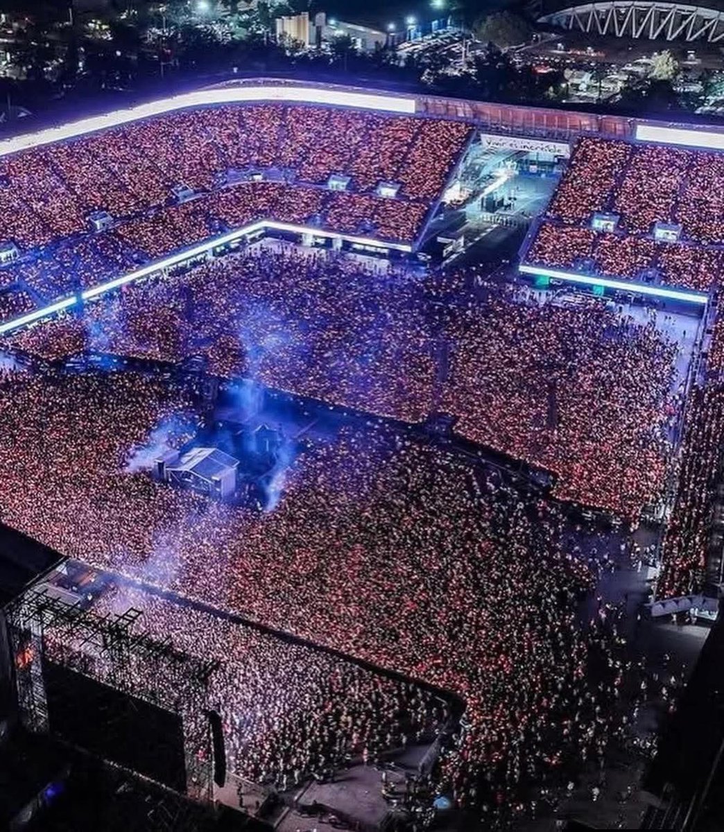 “Y SIGUEN SIN PEGARME”