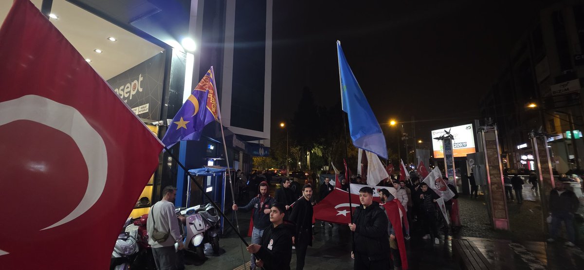 Yörükeli Hareketi Antalya il teşkilatı ve Türkçüler Birleşiyor Antalya il başkanlığı olarak bayrağımıza uzanan elleri lanetledik.