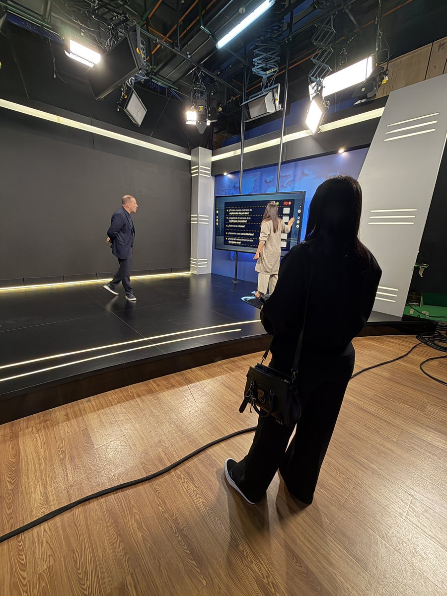 Siempre del lado correcto de la historia, siempre en defensa de los más débiles. Hoy en <a href="/NoticiasCaracol/">Noticias Caracol</a>  con Santiago Botero <a href="/Santibotero2026/">Santiago Botero Jaramillo</a> !