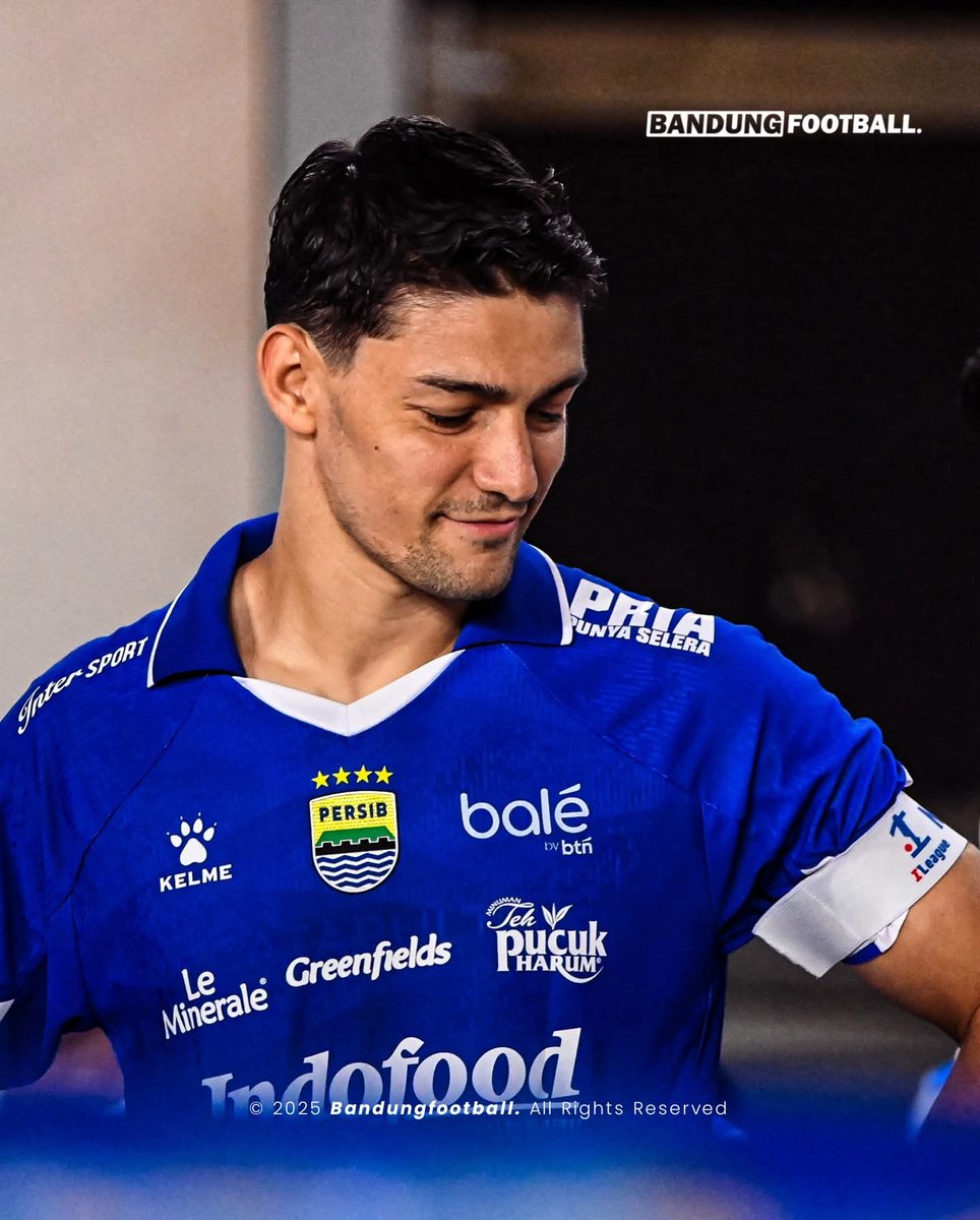 There’s always a reason for me to believe Barba matters for Persib.

Thanks for choosing to stay. Let’s be close again like we used to 🤝