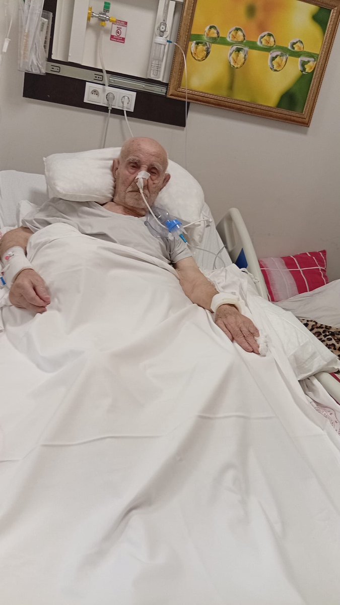 Allah bütün dualarımızdan razı olsun,dualarınızı esirgemeyiniz lütfen ilgi ve alakanız için müteşekkiriz, Allah dostların eksikliğini vermesin.Rabbülalemin bütün hastalara Şafi ismi yüzü suyu hürmetine acil şifalar versin yar ve yardımcısı olsun inşallah Selam,saygılar dua ile.