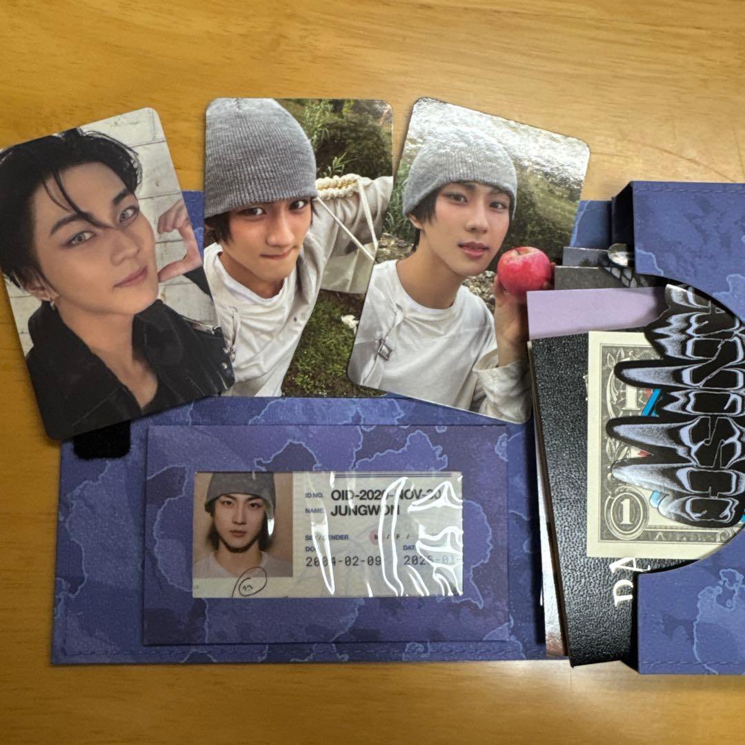 adeleinda's tweet image. ꒰ ยังไม่ดีล🇯🇵 /ไม่พร้อมส่ง ꒱ x not my pc x 
📺 เซ็ตละ 245฿ จองวอน ซอนอู อีซึง 
THE SIN : VANISH Fugitives ver 
 รวมส่งกลับ + ภาษี 
สอบถามเพิ่มเติม dm 
ค่าส่ง 40/60 
#ตลาดนัดเอนจีน #ตลาดนัดenhypen