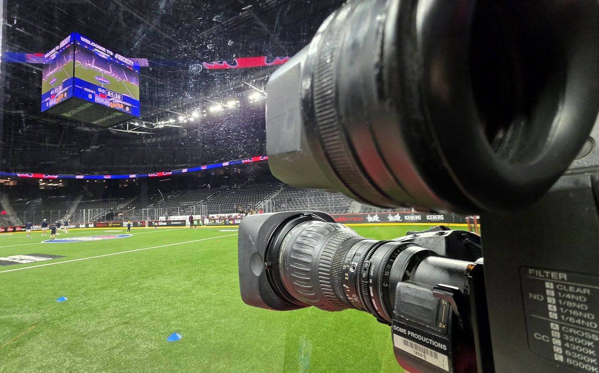 SuchateMadahar's tweet image. Camera Operating for the Toronto Rock vs Georgia Swarm game live on TSN. #CameraOp #CameraOperator #TV #Broadcast #Television #LiveTV #NetworkTV #TSN #NLL #Lacrosse #TorontoRock #RockCity