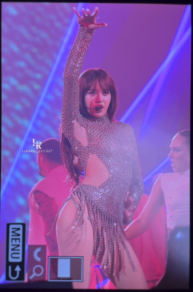 ［DEADLINE] HONG KONG DAY2🇭🇰
예뻐😭🥹