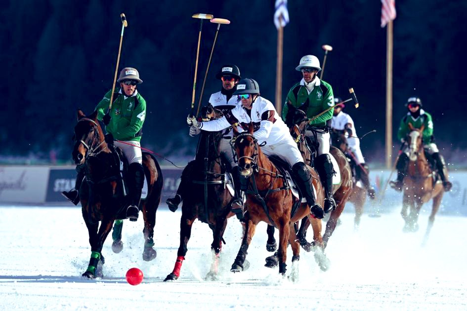 nazrin_huseynli's tweet photo. #Azerbaijani 🇦🇿 athletes compete under the name “Land of Fire” at the Snow Polo #World Cup in #StMoritz, #Switzerland — where fire meets snow. ❄️🔥
#Azerbaijan #LandOfFire #SnowPolo #StMoritz #Switzerland https://t.co/IHpgvzj9ur