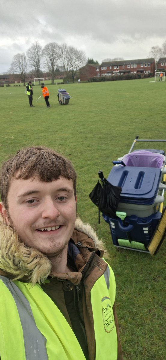 Dan's Community Group tweet media