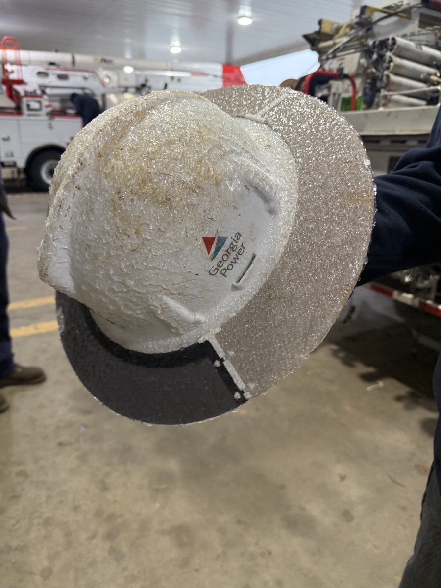 One of our linemen shared his hard hat — completely iced over from Winter Storm Fern.

🧊 Ice may look harmless, but it’s dangerous: Just ½ inch of ice can add up to 500 lbs to a power line.

🪾Ice buildup can snap trees and branches.

🛠️ It makes already tough work even harder.