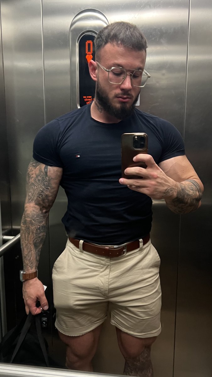 Your Ryan 🔥 tweet media