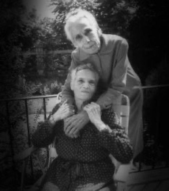 Jazzieeiswhoiam's tweet photo. #OTD Sarah Louise (Sadie) Delany joined the ancestors (Sept 19, 1889 - Jan 25, 1999). Educator, civil rights pioneer. Sadie and her younger sister Elizabeth (Bessie) Delany, were the subjects of the oral history, ‘Having our Say’, by journalist Amy Hill Hearth. She taught home economics in the NYC public school system and was the aunt of science fiction writer Samuel R. Delany Jr.
#History 
https://t.co/Rd7HVV5hyW