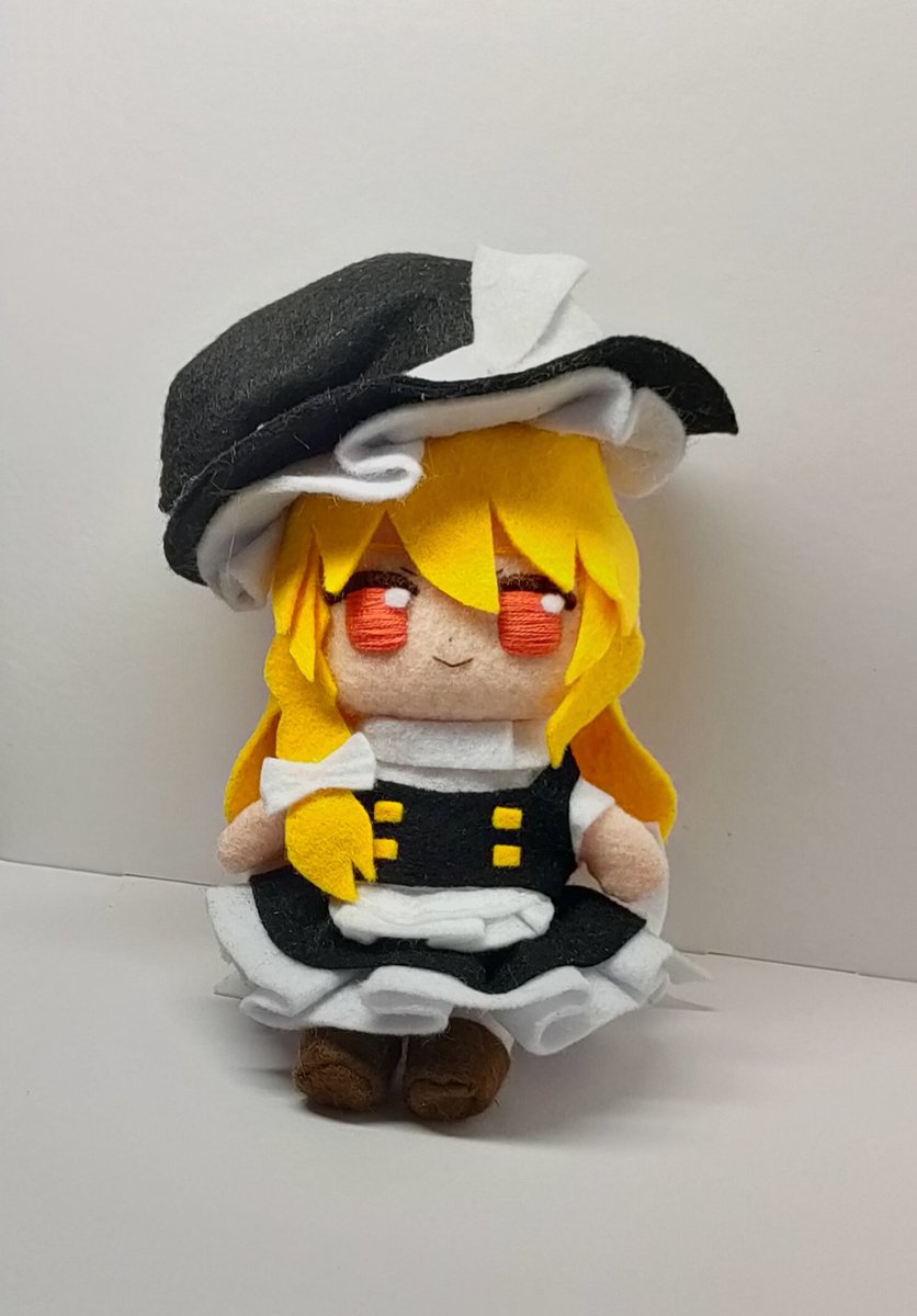 りさ 写真 アクスタ ぬいぐるみ 小さいサイズの霧雨魔理沙（錦上京バージョン）です！ 宜しくお願いし