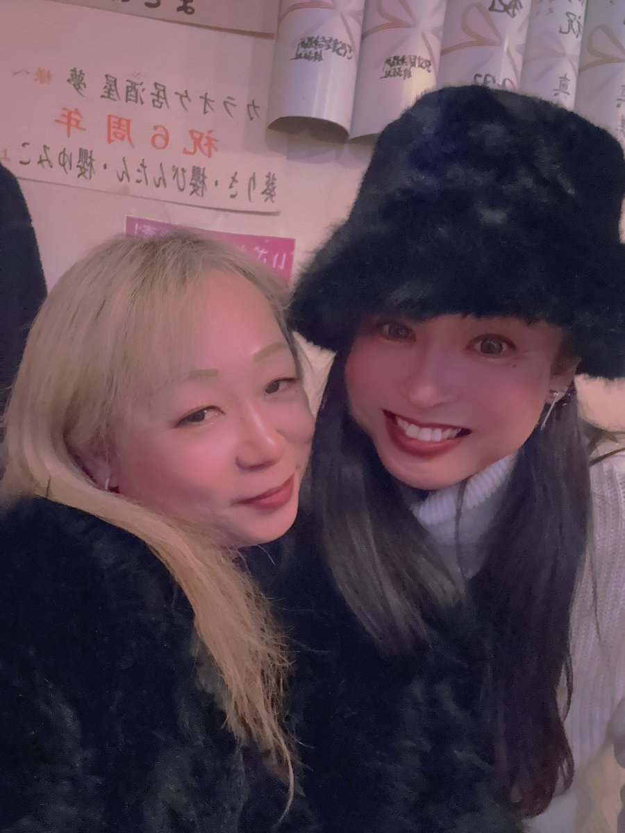 今日は夕方から、昨日に続き今日は西成ひとり呑み🍺

な割には、たくさんのお仲間に出会えて、おかげで、楽しい時間を過ごせました😋

行ったお店の方々にも感謝🥲

また明日からも頑張ろ💪
＃西成わくわく酒倶楽部
＃西成ユニバース
＃カラオケ居酒屋夢