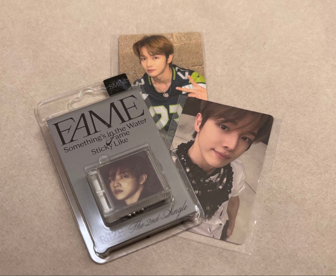 adeleinda's tweet image. ✿ ยังไม่ดีล🇯🇵 /ไม่พร้อมส่ง ✿ x not my pc x 
🏹 190฿ ซองชาน /  390฿ โชทาโร่ / 300฿ วอนบิน
The 2nd Single Fame SMini Ver. Photobook Ums 
✅ ได้ของตามภาพ 
 รวมส่งกลับ + ภาษี 
สอบถามเพิ่มเติม dm 
ค่าส่ง 40/60
#ตลาดนัดน้องข้าว #ตลาดนัดRIIZE