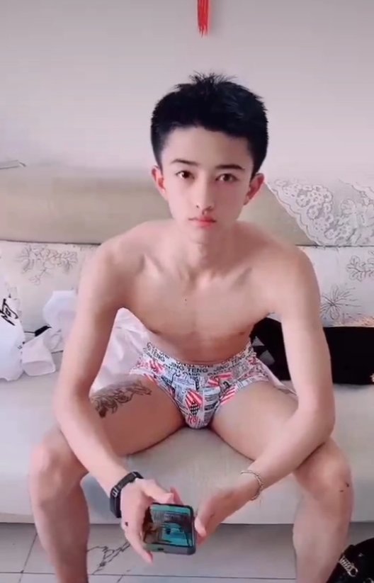 毒夫人 tweet media
