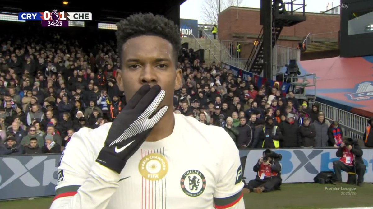 PrimeOne_'s tweet image. This is proper Chelsea mentality 
We win game either by complete dominance or not, still another 45 minutes to play, I would love to see Neto for gittens and Delap in this game, Estevao am short of words he will only get better  #CRYCHE