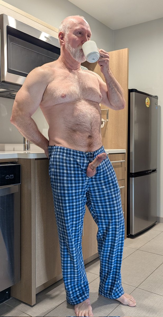 DaddyAfter's tweet photo. Trying to decide what to do with this day... Any suggestions? https://t.co/xDuU2DMe1g