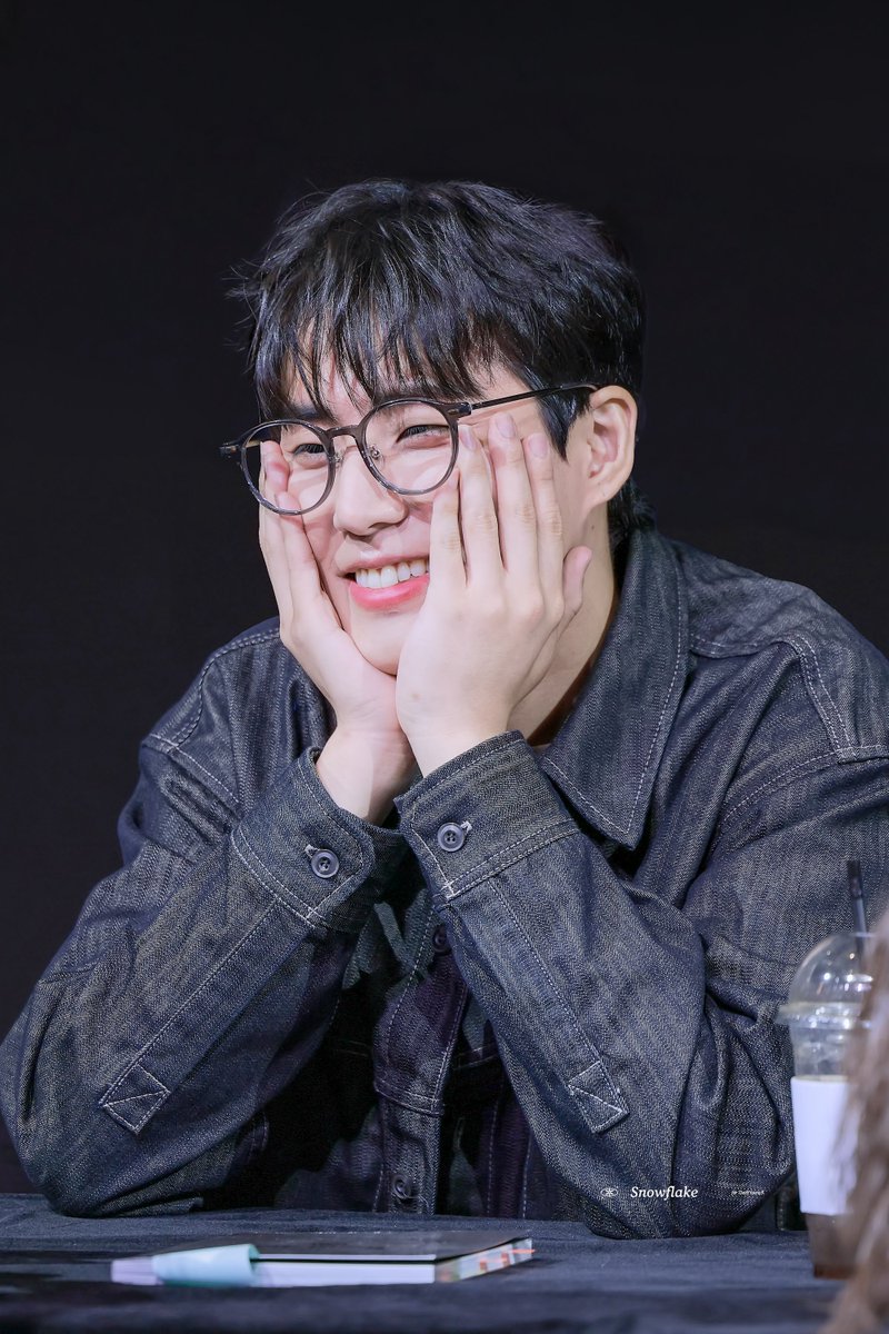 곰영 적대적 사이 2

posty.pe/damtdt