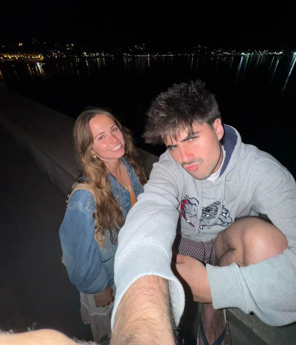 pumuuukito's tweet image. las fotos nuevas que ha metido en el tiktok para las que no os aparece #rip